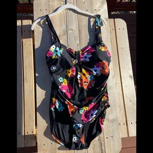 NWT Beautiful Anne Cole One Piece Swimsuit! Sz 12
